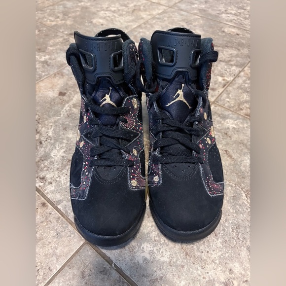 RARE!! BOYS NIKE AIR JORDAN 6  RETRO CHINESE NEW YEAR SHOES AA2495-021 SZ 7Y - Picture 2 of 7